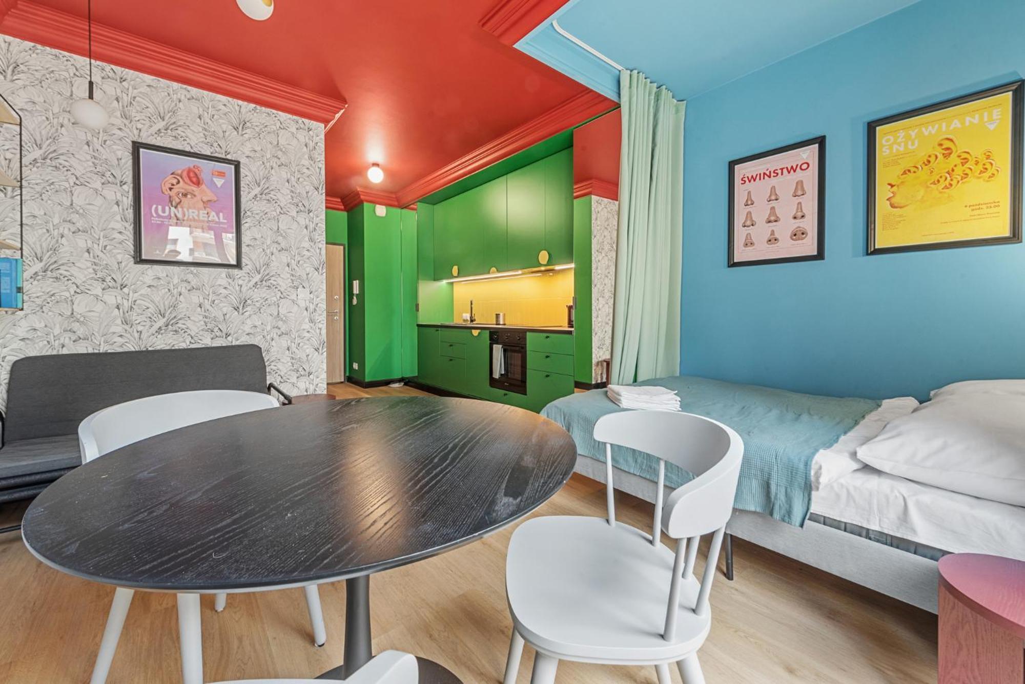 Colorful Apt Close To The Center Great Location Apartment Warsaw Exterior photo